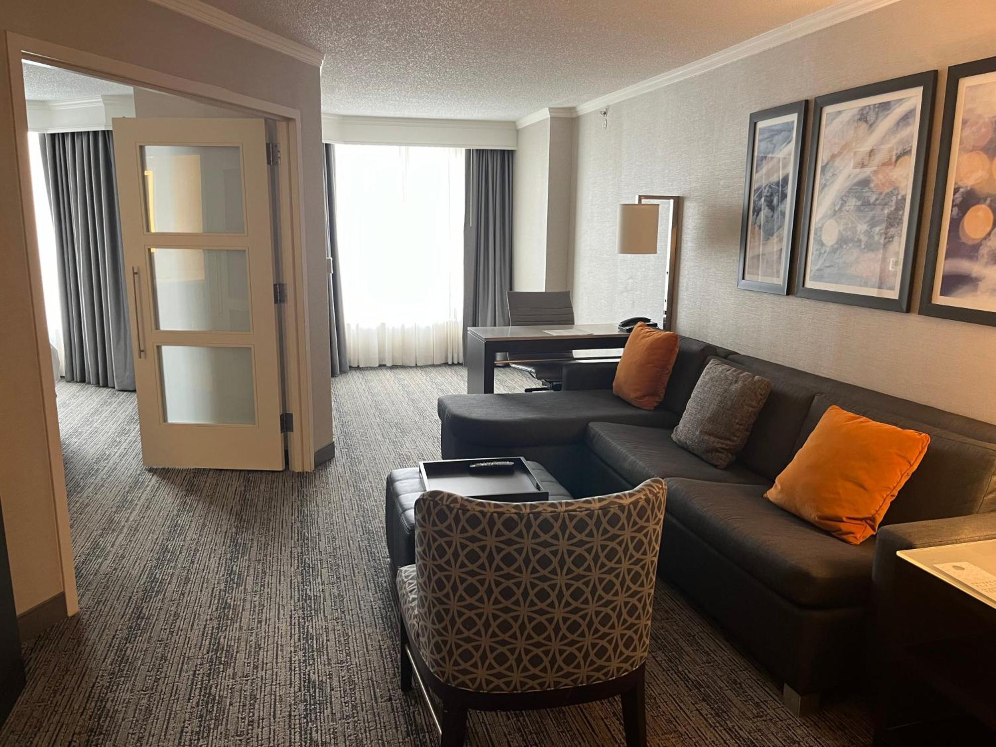 Chicago Marriott Suites O'Hare Розмонт Экстерьер фото